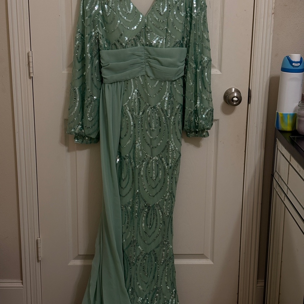 Elegant Green Sequin Gown